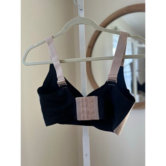 Lot of 2 Seamless Comfort Bras Size L – Black & Nude - Picture 2 of 6